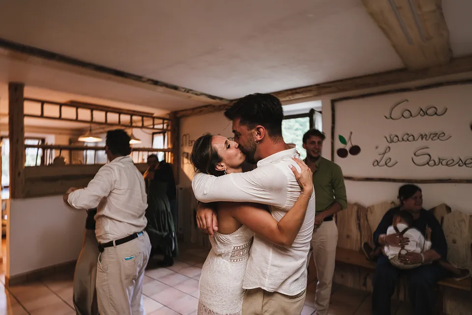 The newlyweds embracing at the end of the day.